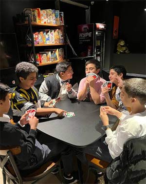 کافه بازی استرونات