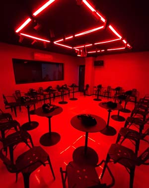 کافه بازی دن کلاب (پیروزی)